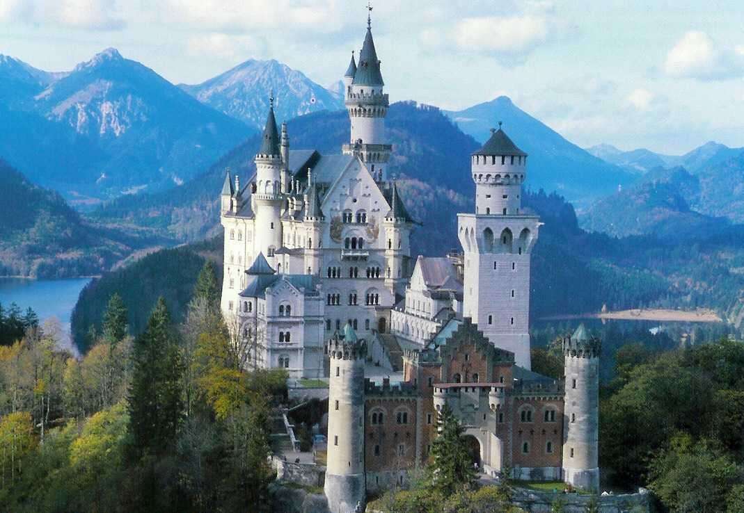 facciata-del-castello-di-neuschwanstein